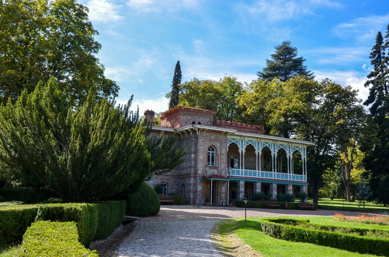 Достопримечательности возле Телави: Цинандали